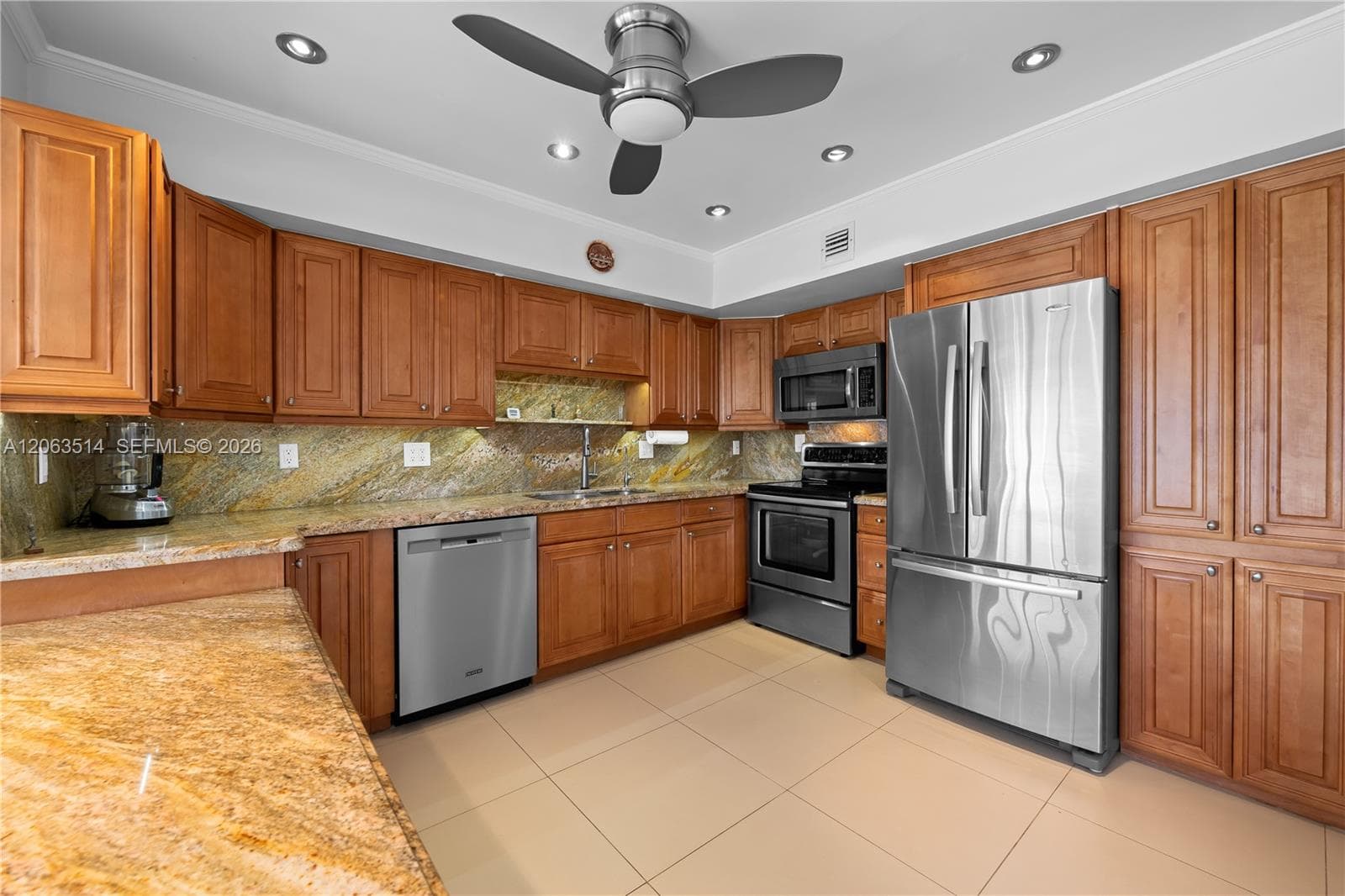 Fairways Riviera North · #704 in Hallandale Beach - Photo 15