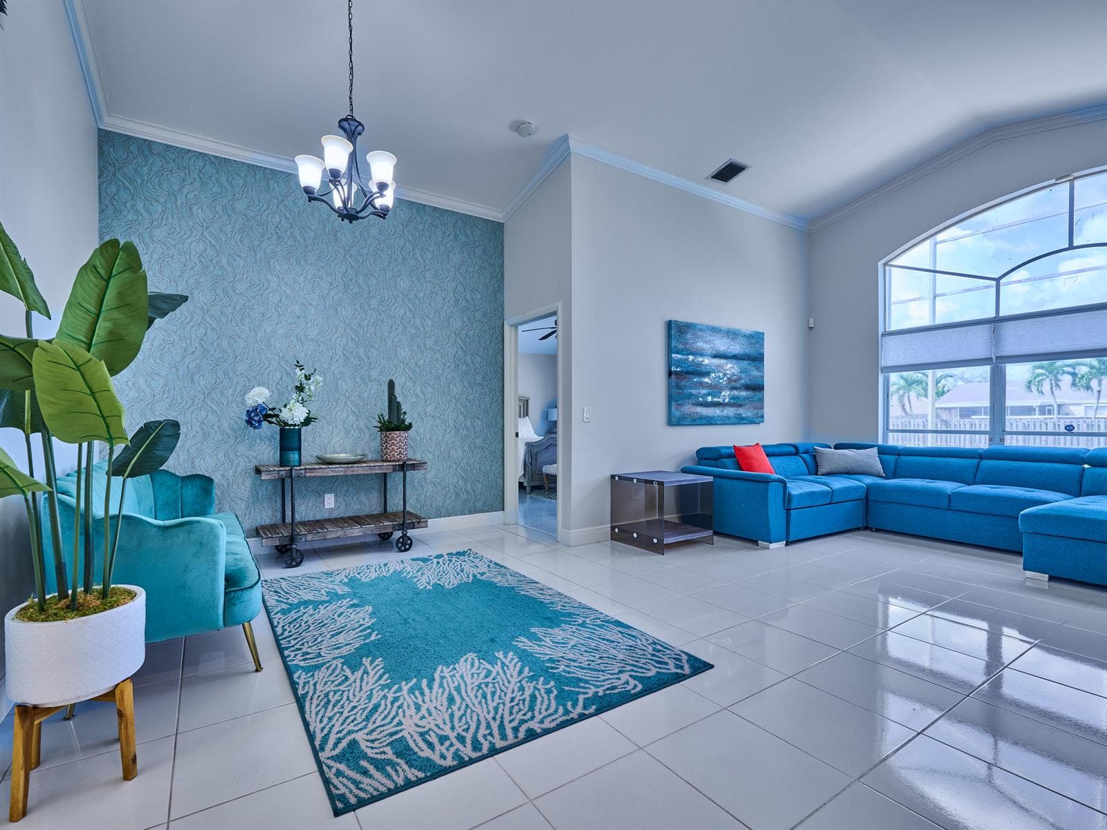 Sitting area and LR