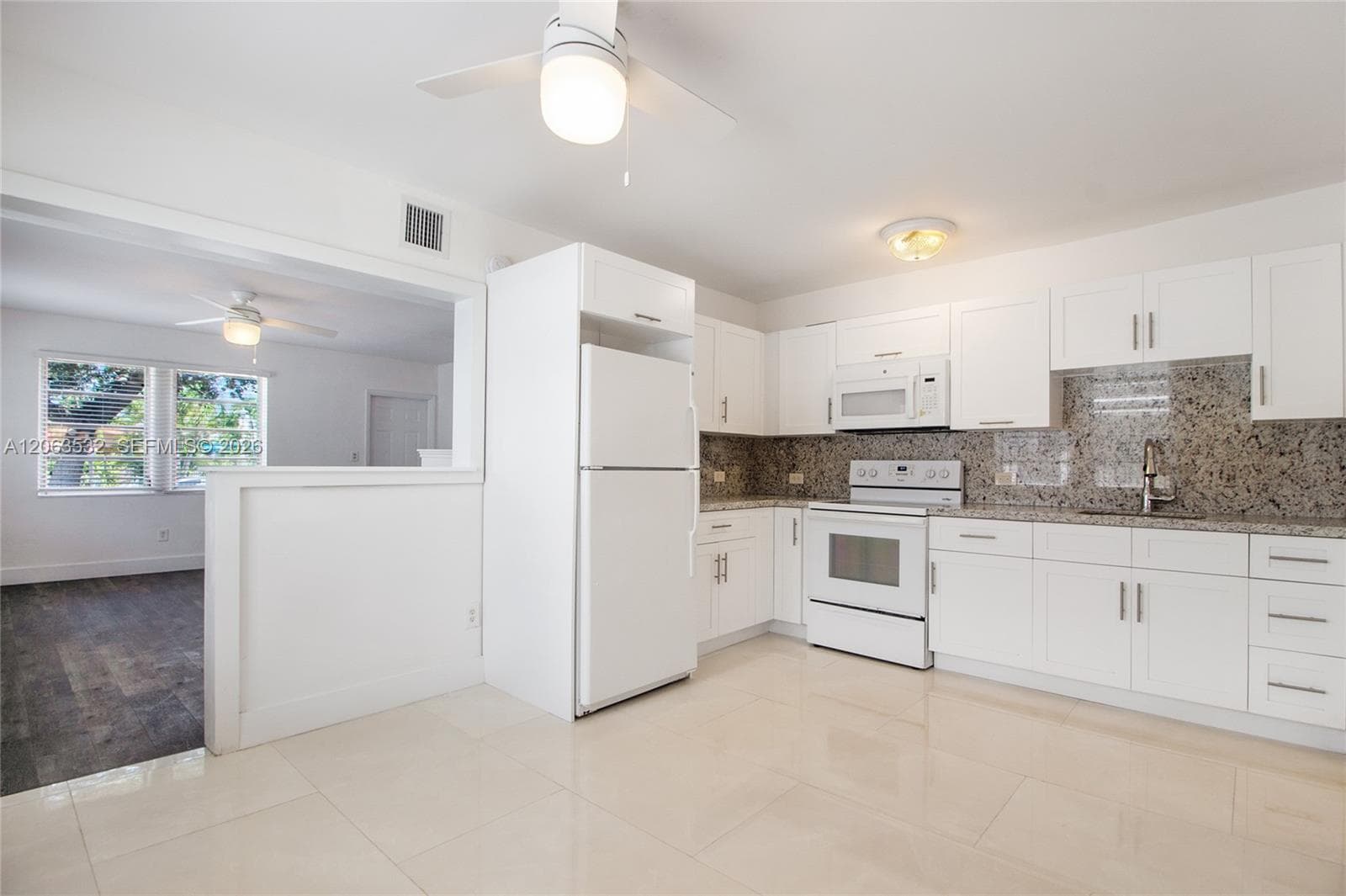 2352 SW 26th Ln photo 2