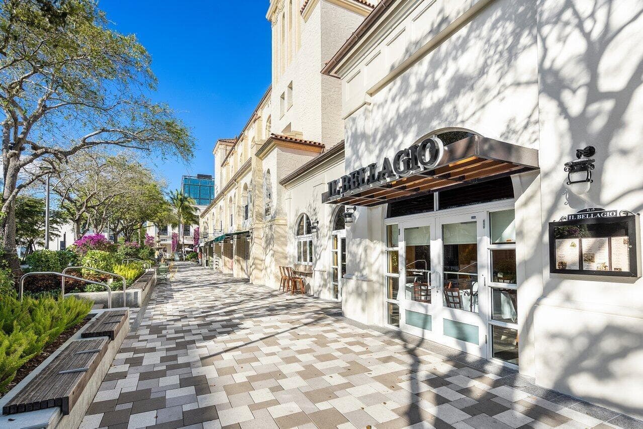 CityPlace, famous restaurants