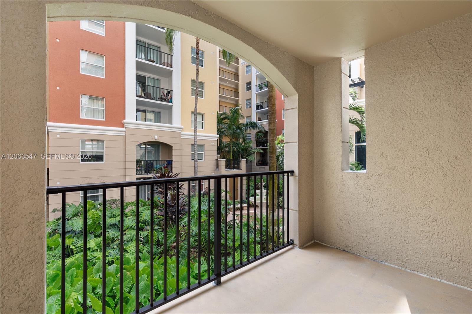 Porto Bellagio · #1210 in Sunny Isles Beach - Photo 13