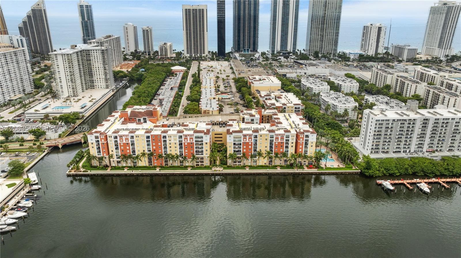 Porto Bellagio · #1210 in Sunny Isles Beach - Photo 15