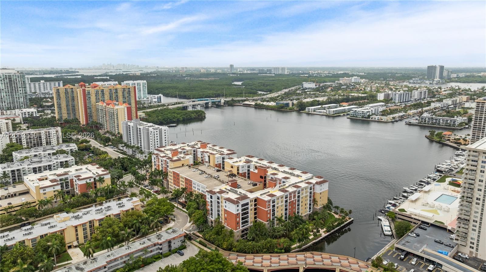 Porto Bellagio · #1712 in Sunny Isles Beach - Photo 43
