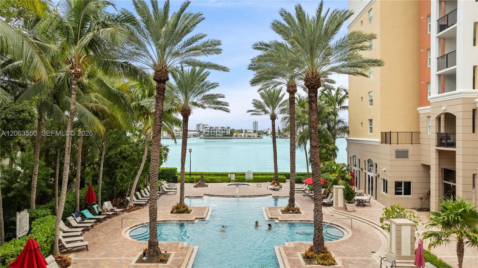 Porto Bellagio · #1712 in Sunny Isles Beach - Photo 38