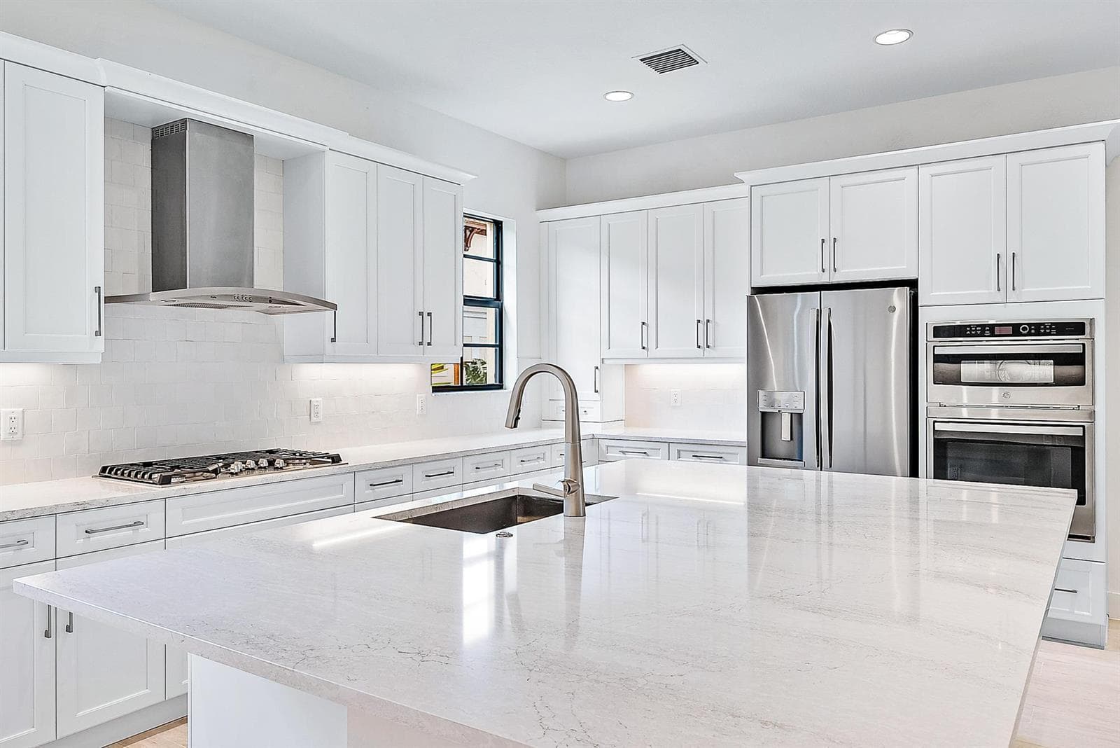5268 Beckman Terr -14