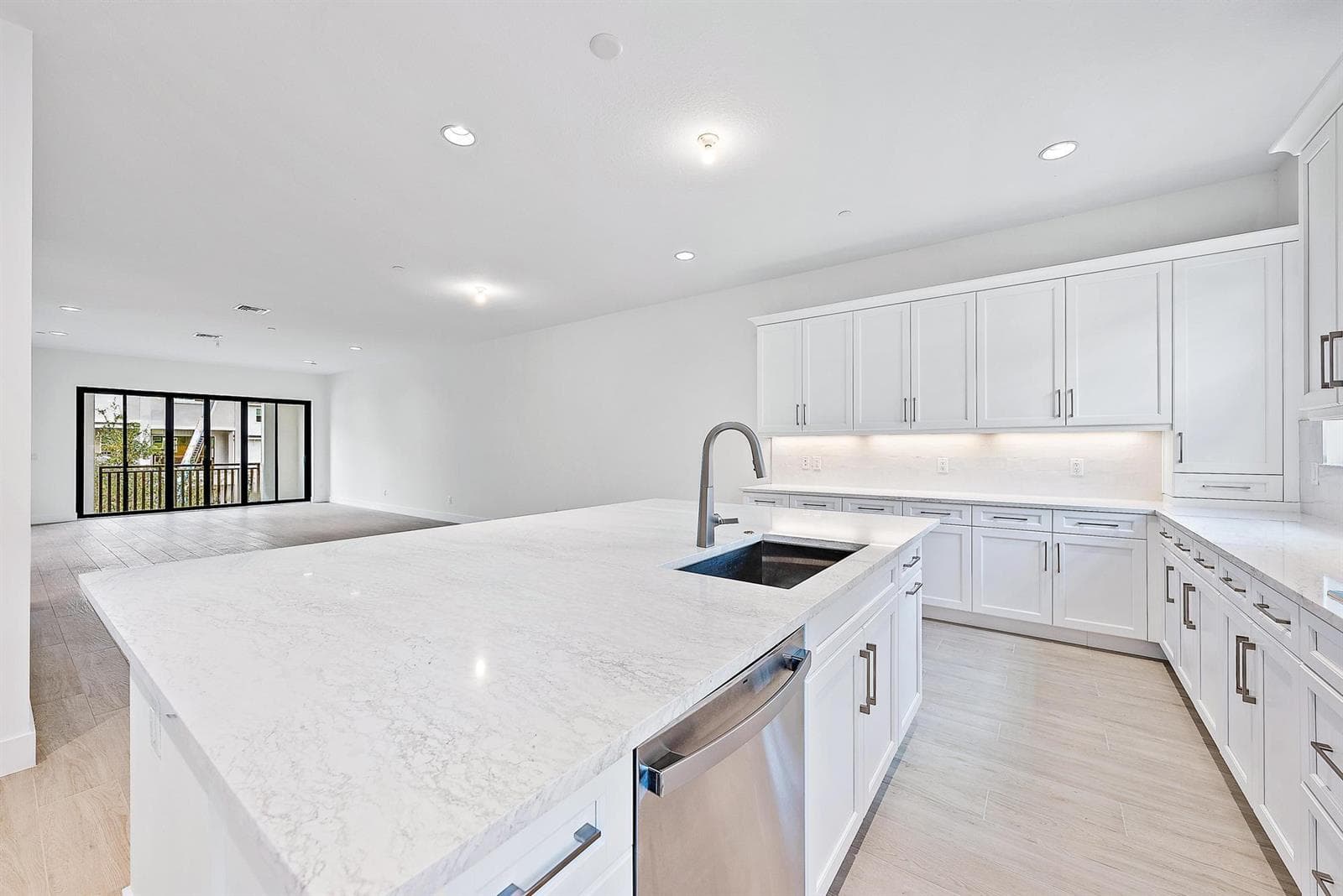 5268 Beckman Terr -17