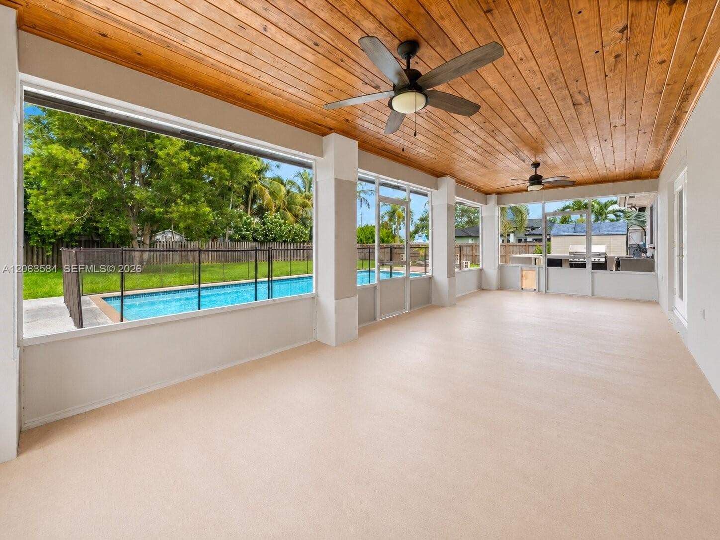 Covered screened patio