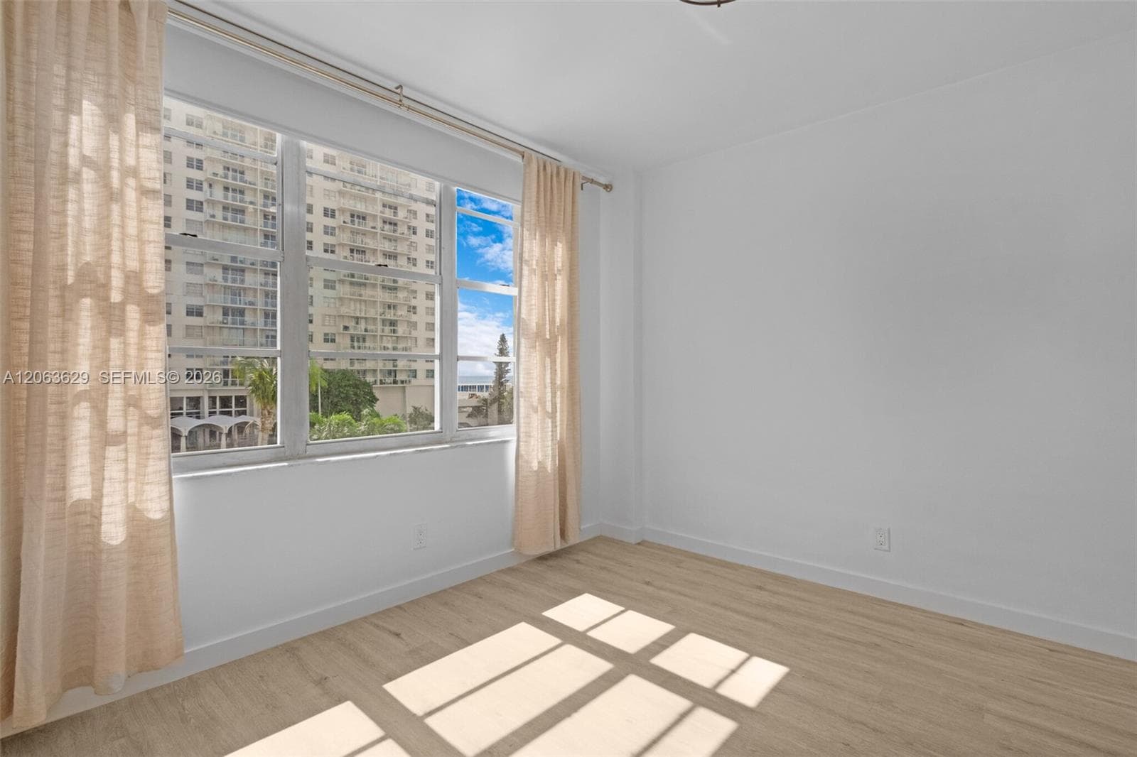 Seacoast 5151 · #4C in Miami Beach - Photo 22