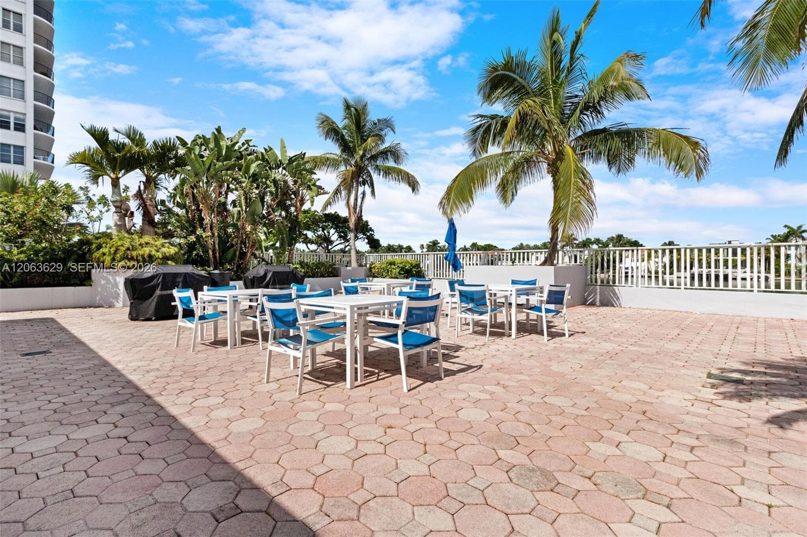 Seacoast 5151 · #4C in Miami Beach - Photo 39