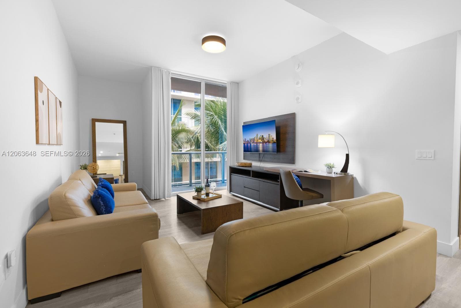 Costa Hollywood Condo · #S310 in Hollywood - Photo 2