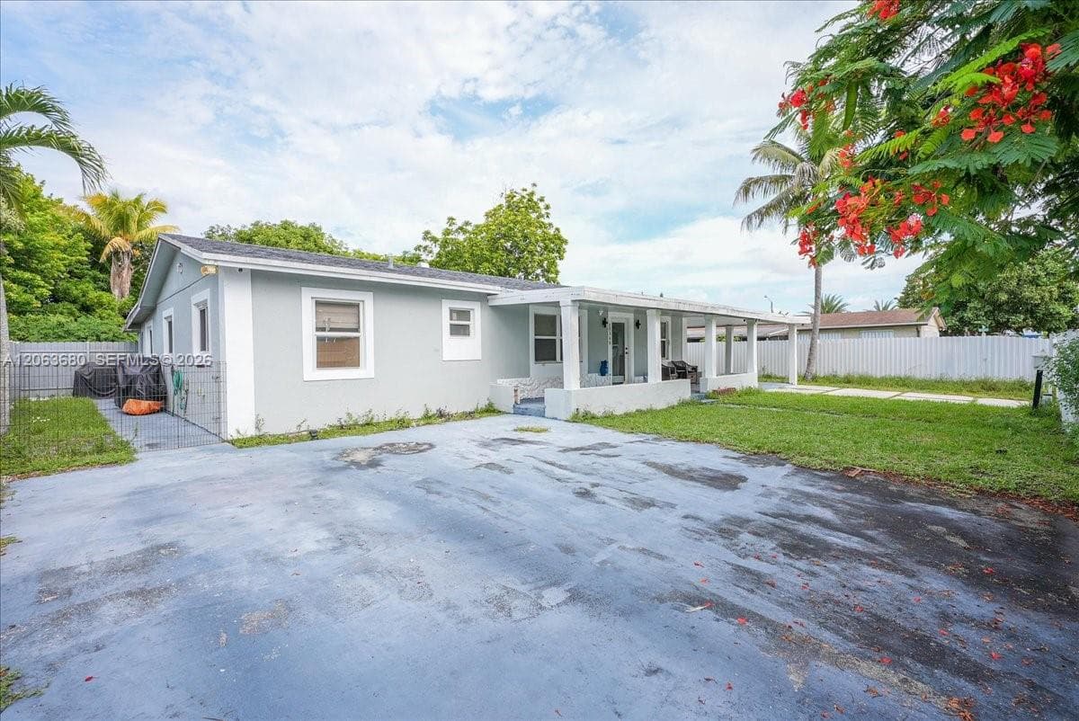 20340 NW 42nd Ave photo 3