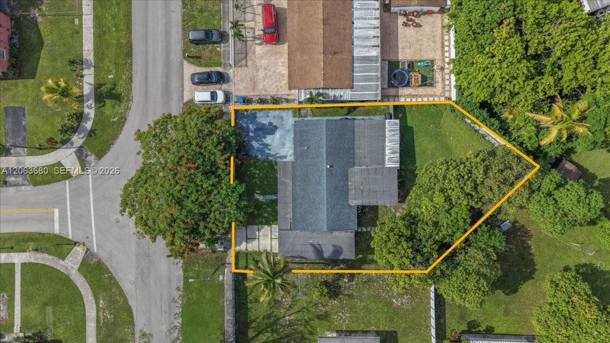 20340 NW 42nd Ave photo 29