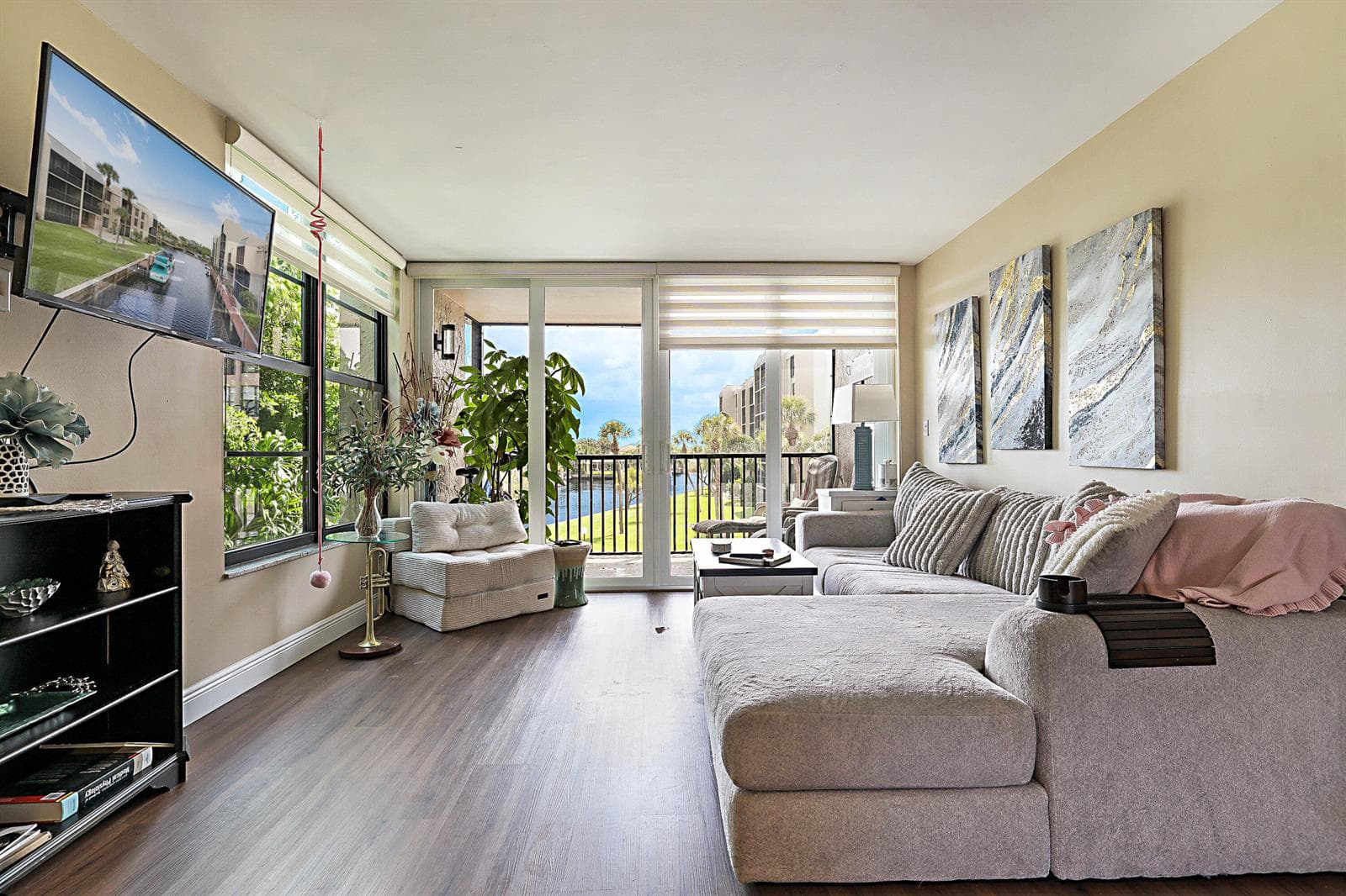 8 Royal Palm Way Unit 301 -4