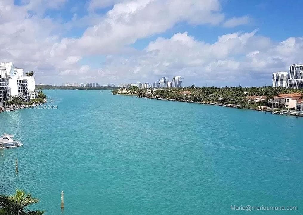 O Residential Condo · #706 in Bay Harbor Islands - Photo 2