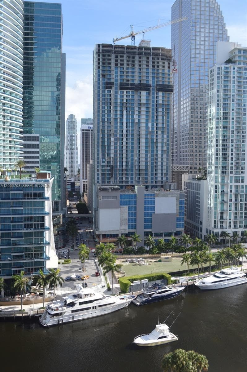 Icon Brickell I · #1814 in Miami - Photo 22