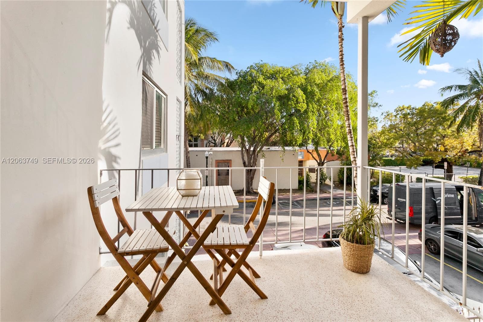 ESPANOLA CONDO · #24 in Miami Beach - Photo 4