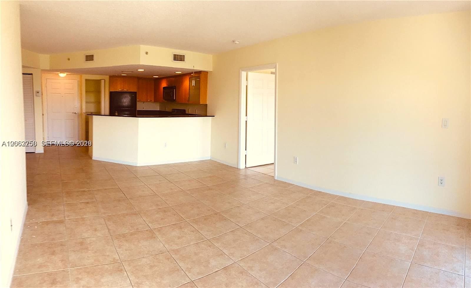HALLANDALE BEACH PRIVATE · #409 in Hallandale Beach - Photo 16