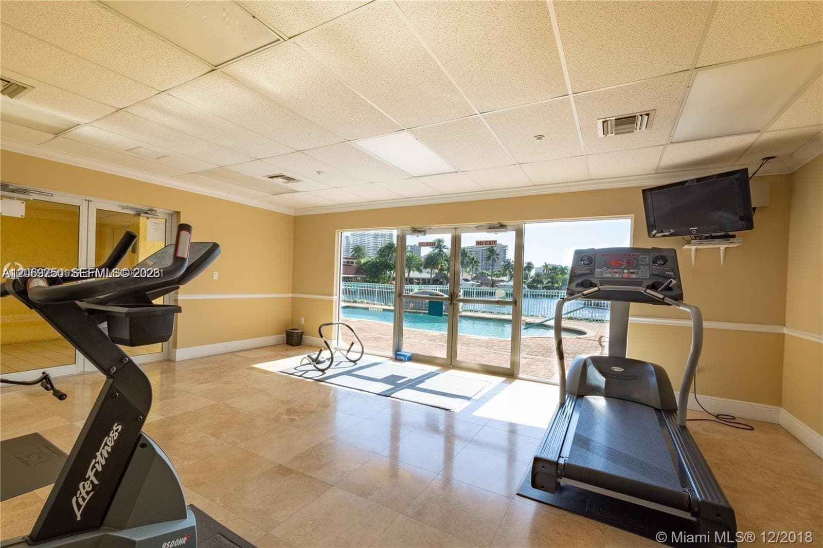 HALLANDALE BEACH PRIVATE · #409 in Hallandale Beach - Photo 26