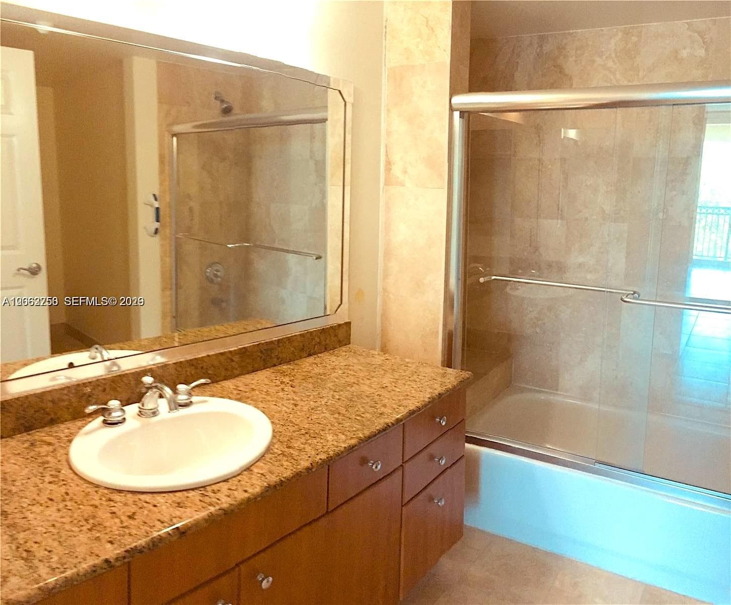 HALLANDALE BEACH PRIVATE · #409 in Hallandale Beach - Photo 22