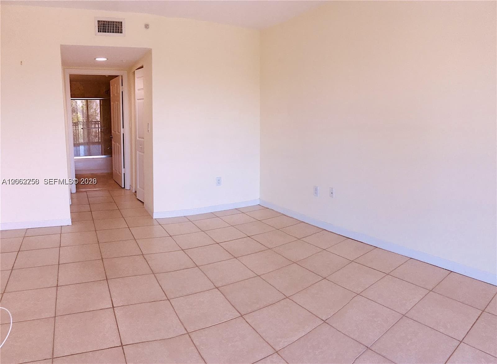 HALLANDALE BEACH PRIVATE · #409 in Hallandale Beach - Photo 20