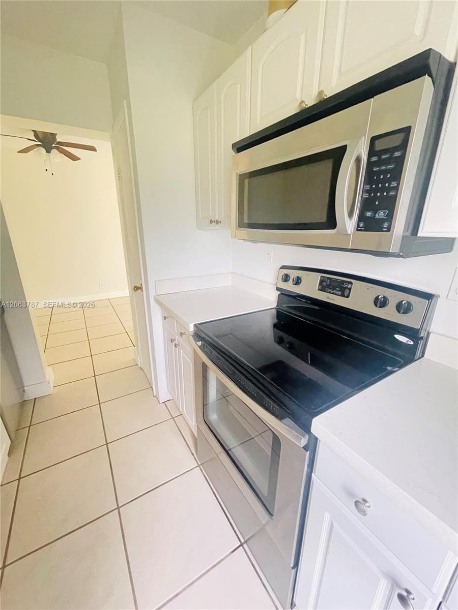 Seventeen Green Condo · #130 in Hallandale Beach - Photo 17