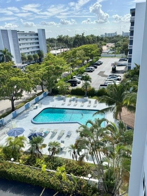 HALLANDALE TOWERS EAST · #602 in Hallandale Beach - Photo 21