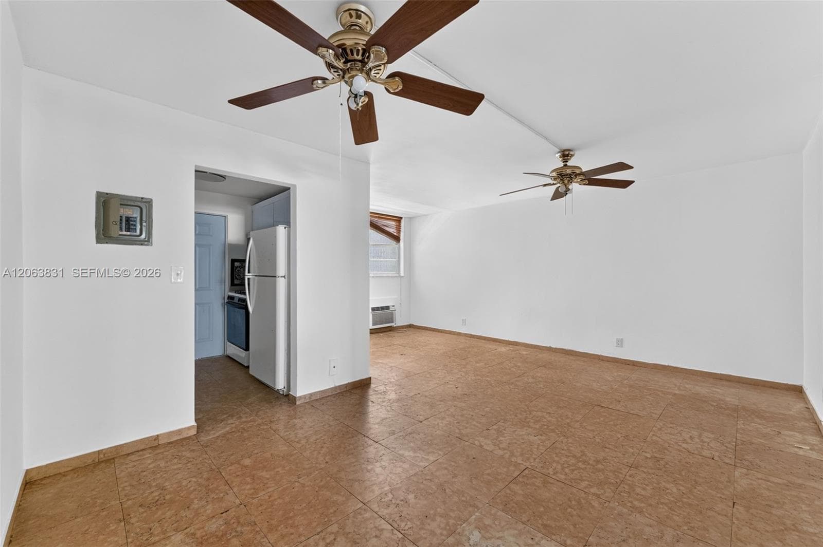 915 BLDG INC CONDO · #3D in Miami Beach - Photo 4