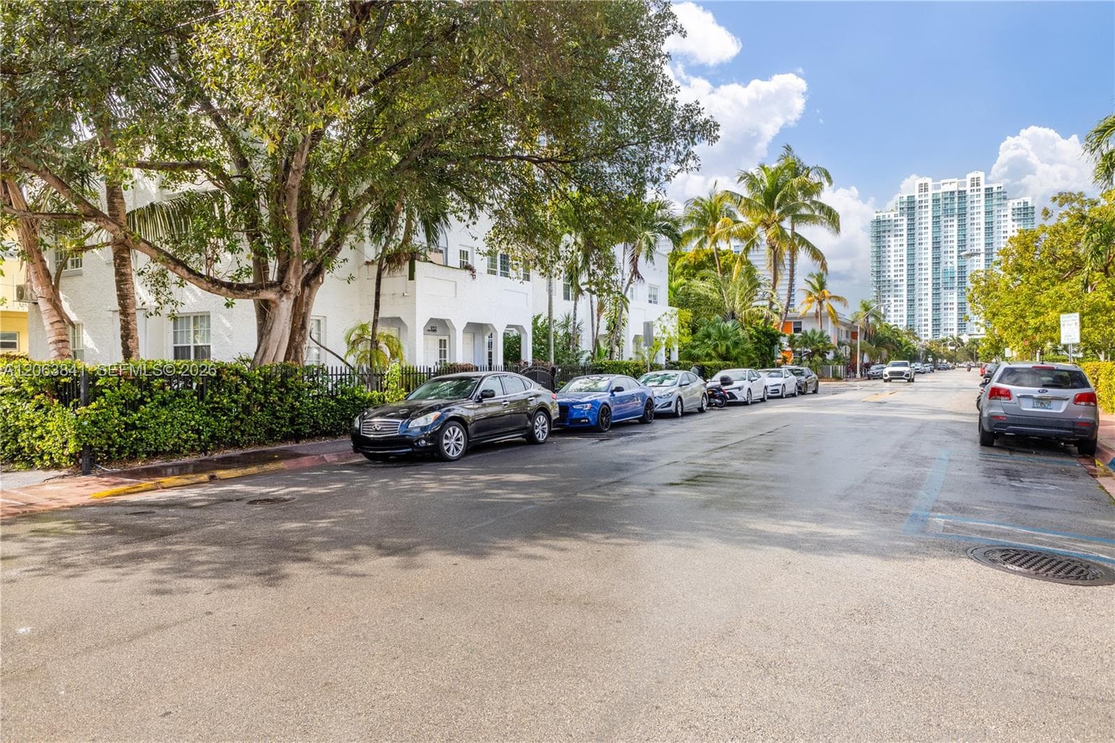 Friendly Corner · #932A in Miami Beach - Photo 21