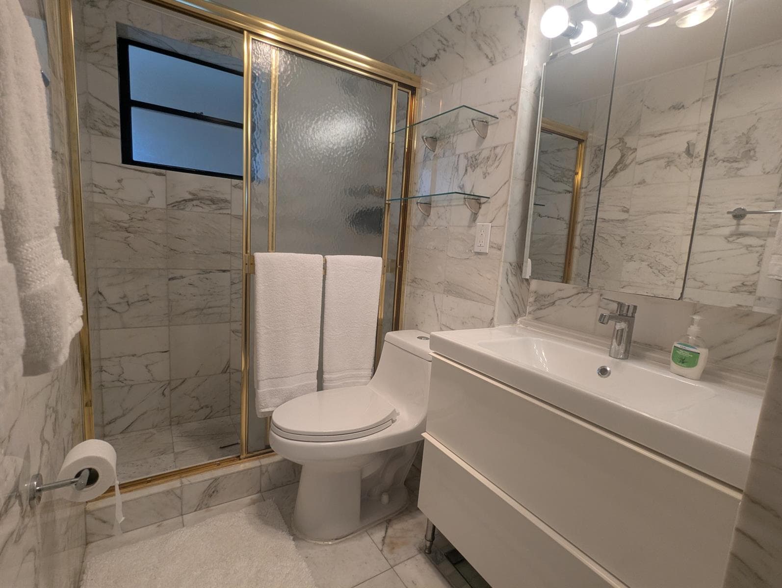 master bath 1