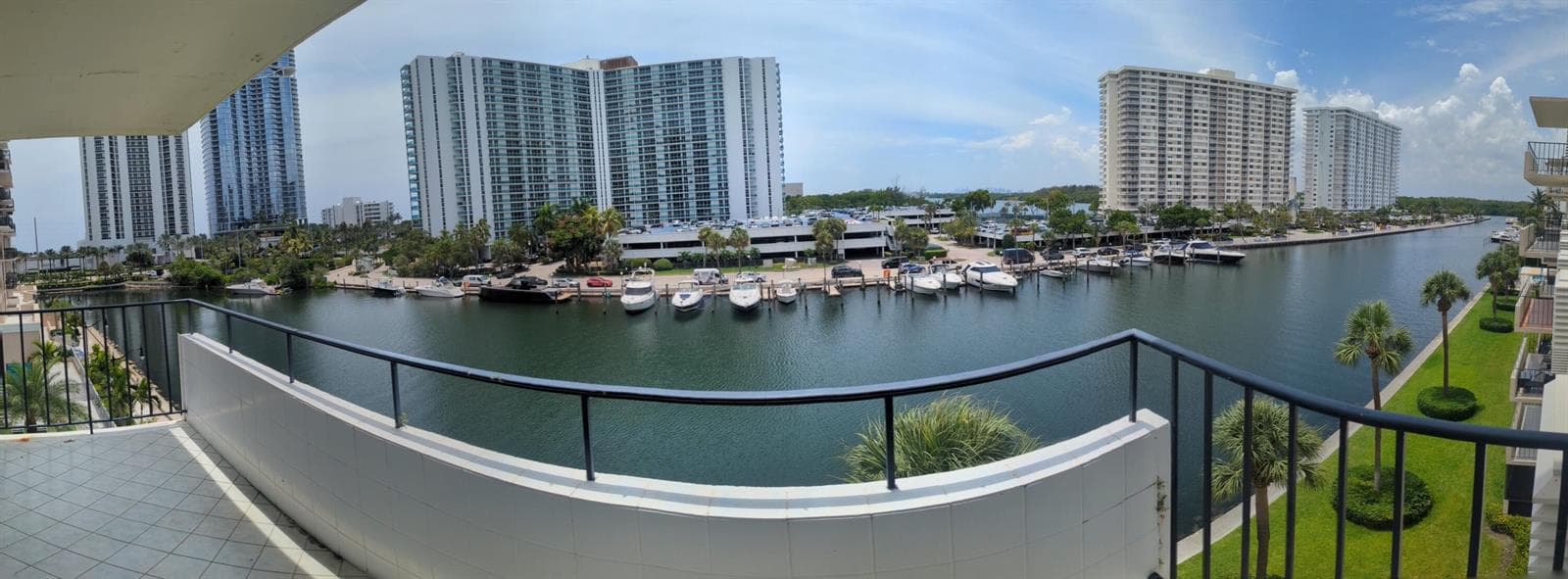 panoramic view balcony