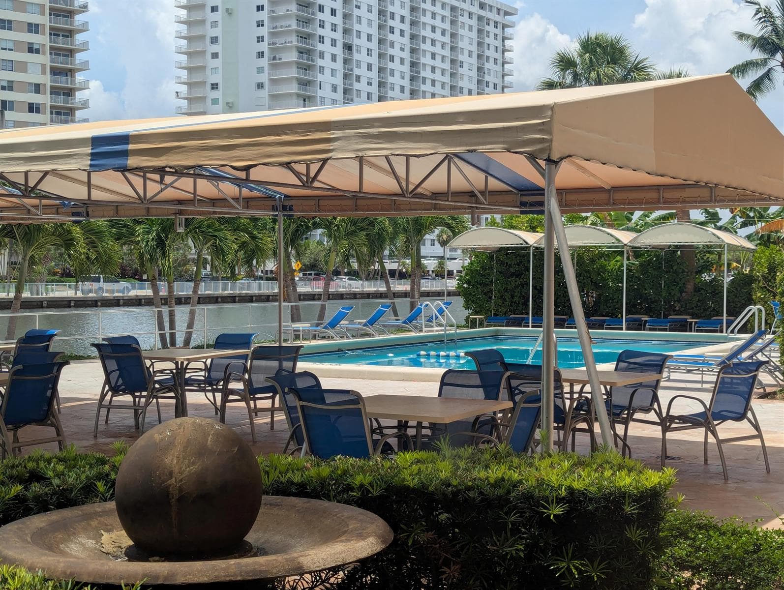 pool area 3