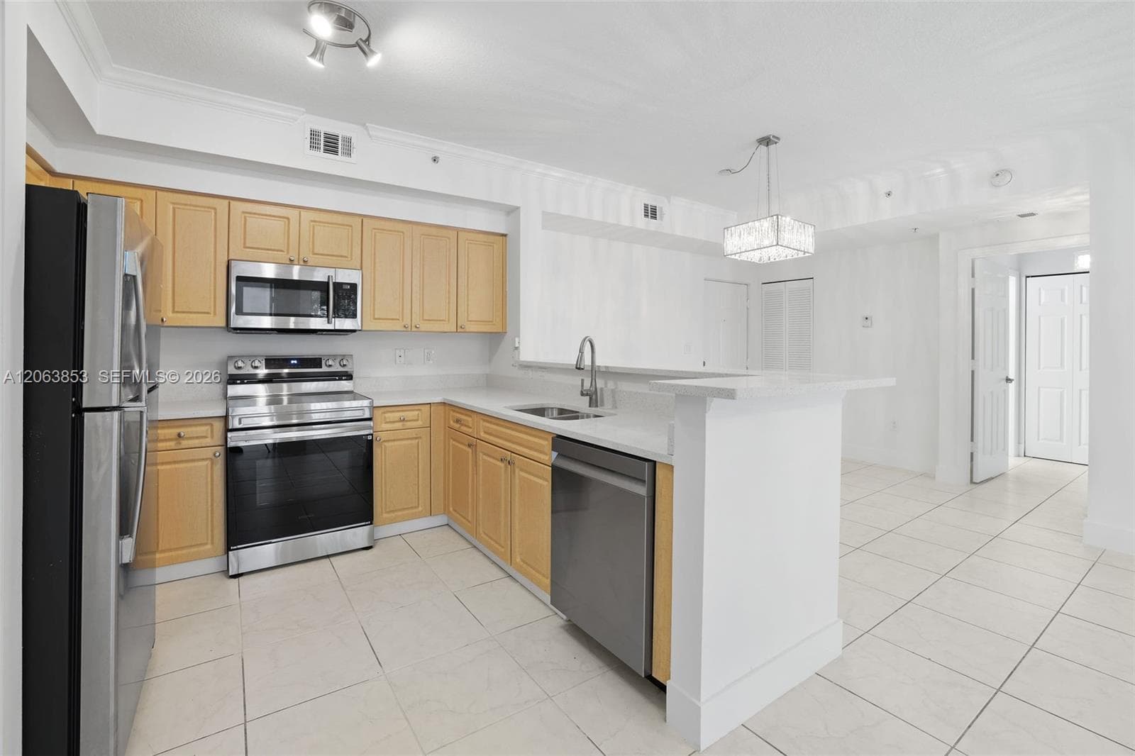 GABLES COURT CONDO · #205 in Miami - Photo 12
