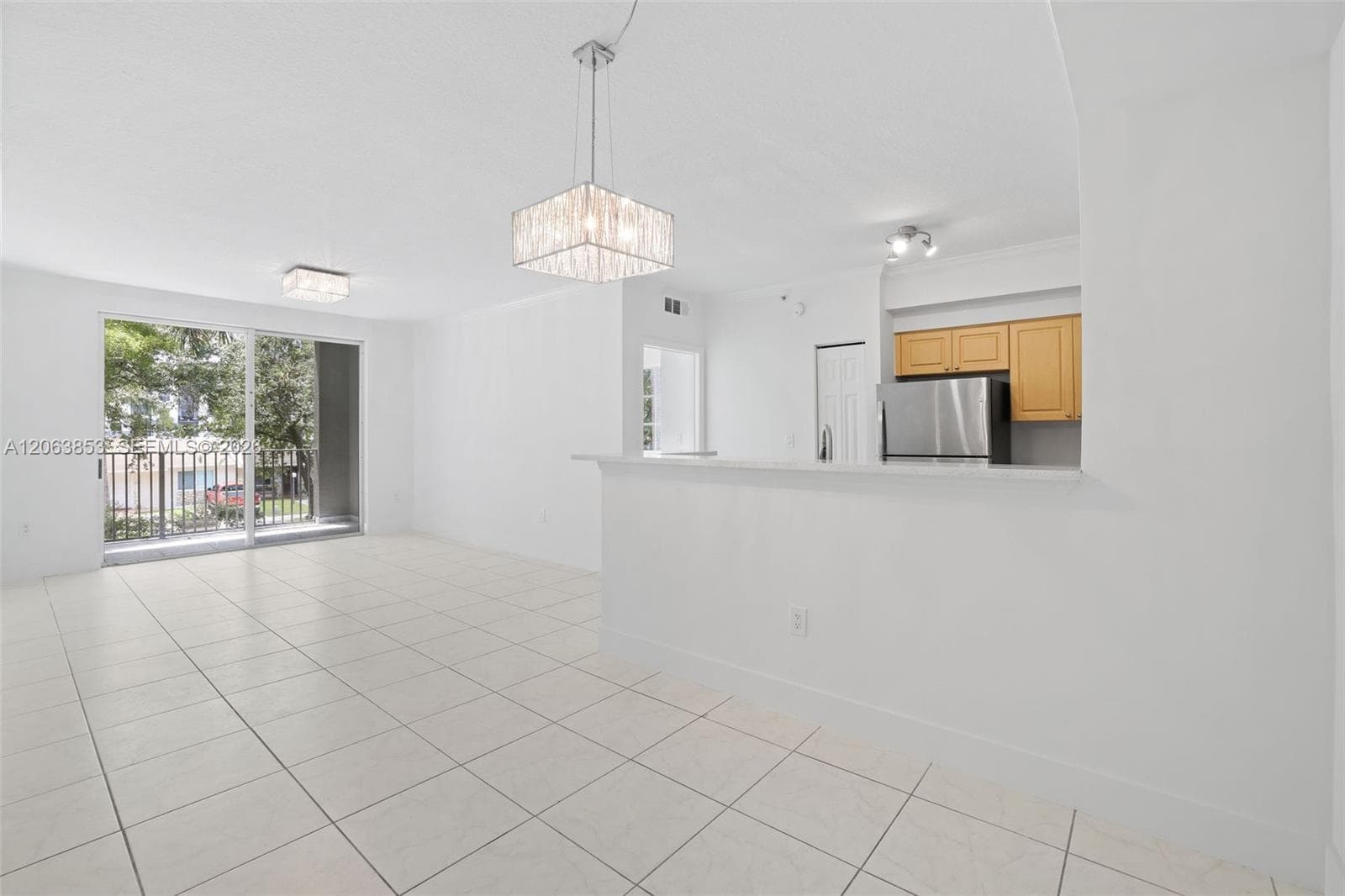 GABLES COURT CONDO · #205 in Miami - Photo 9