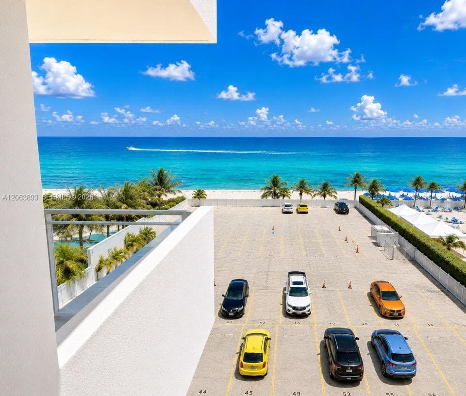 DINING ROOM VIEW