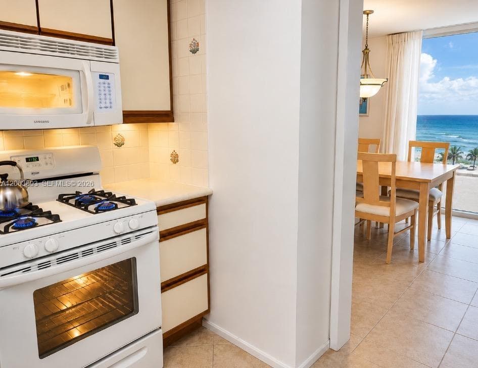 EAT-IN KITCHEN WITH DIRECT OCEAN VIEWS