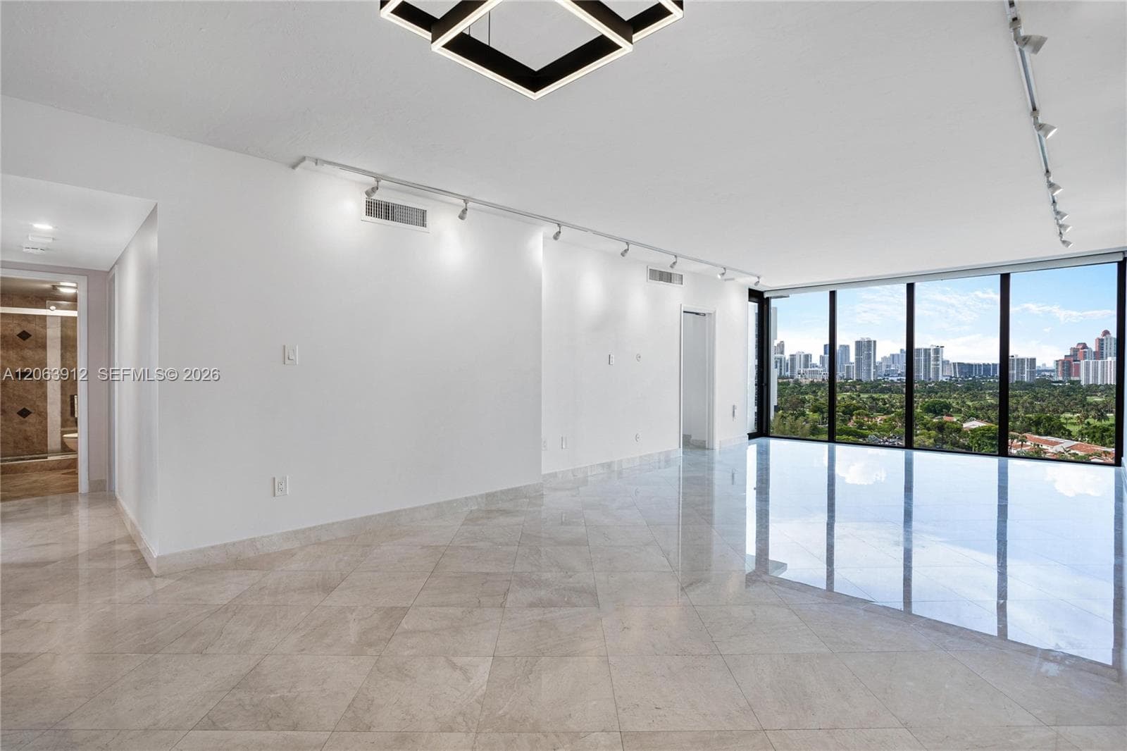 BONAVISTA CONDO · #1605 in Aventura - Photo 18