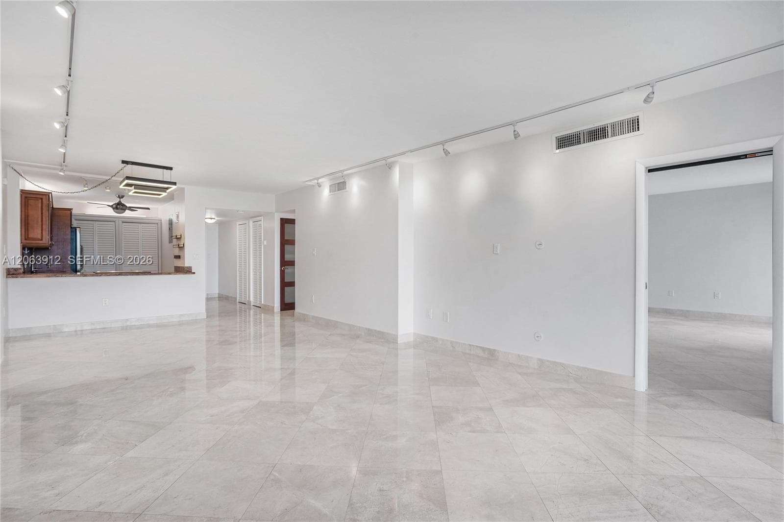 BONAVISTA CONDO · #1605 in Aventura - Photo 4