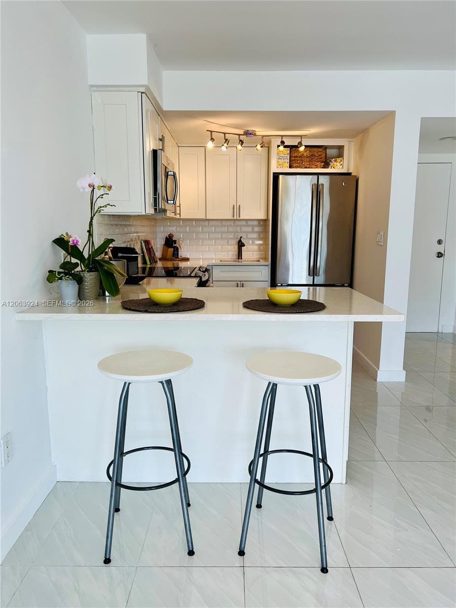 CRICKET CLUBHOUSE CONDO · #408 in Miami - Photo 12