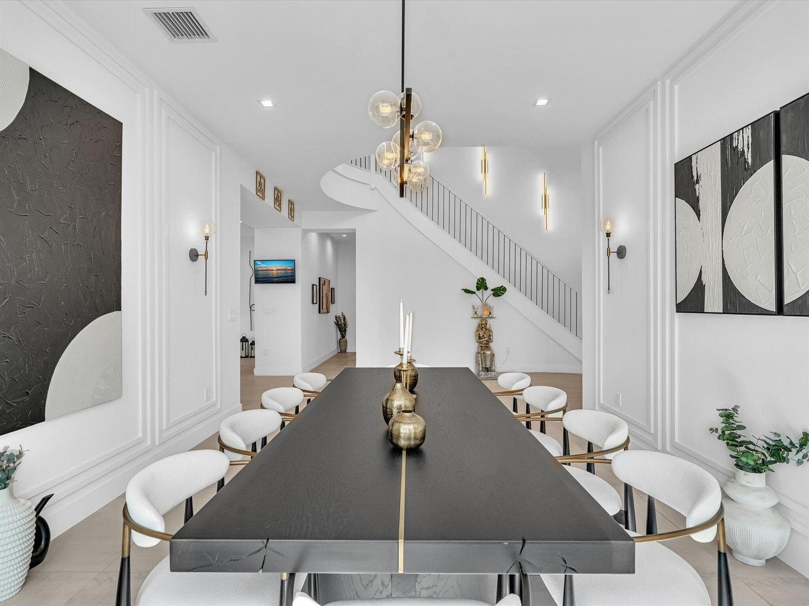 Formal Dining