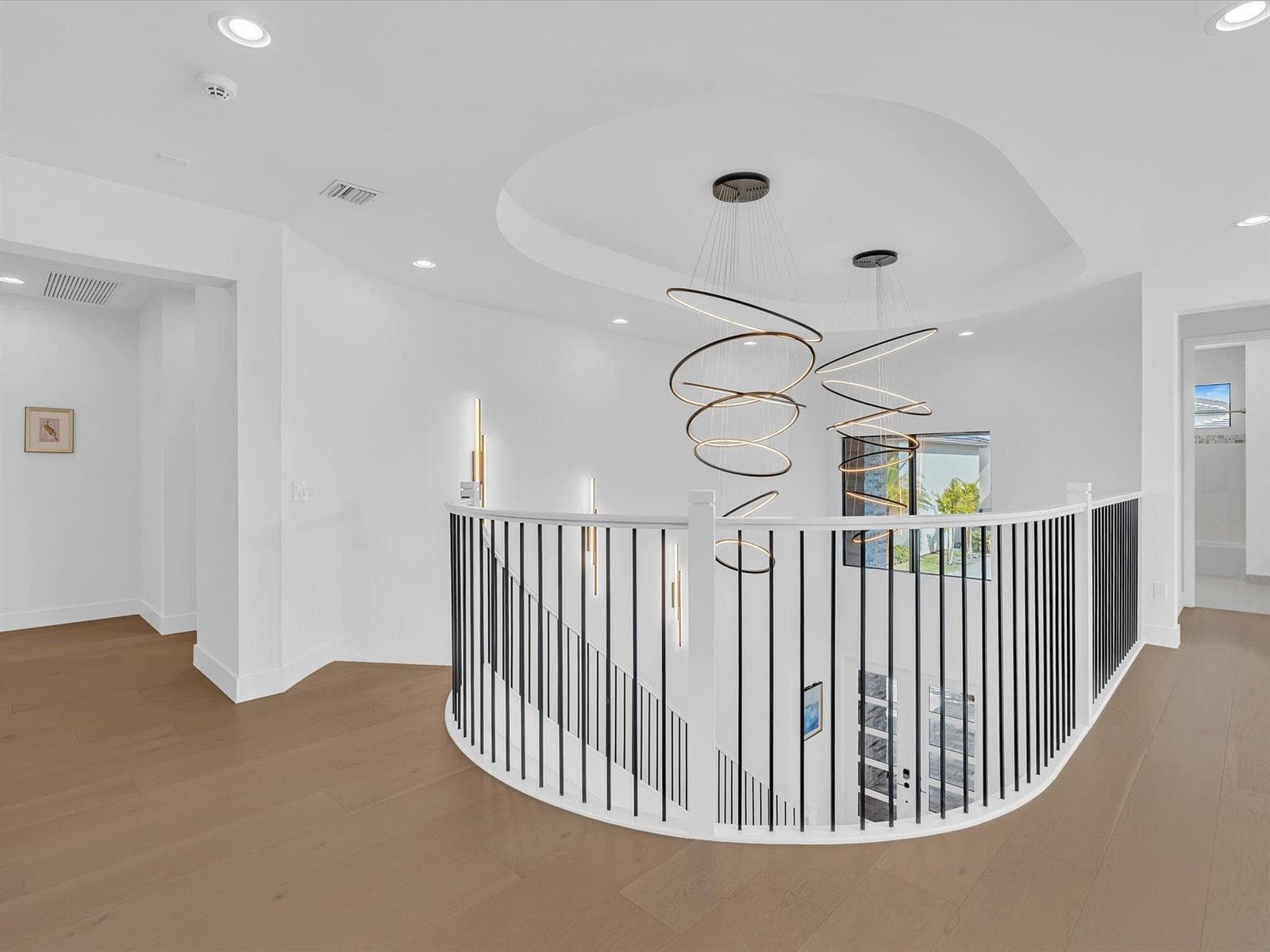 2nd floor landing
