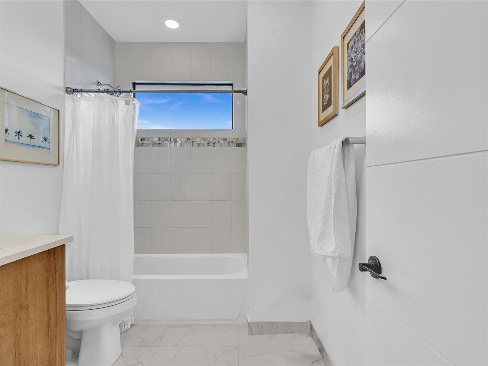 bedroom 2 bathroom