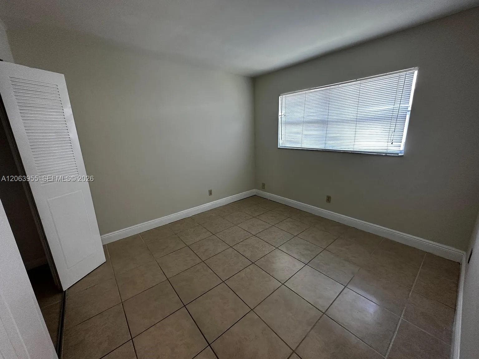CRYSTAL HILLS II CONDO · #6 in Deerfield Beach - Photo 8