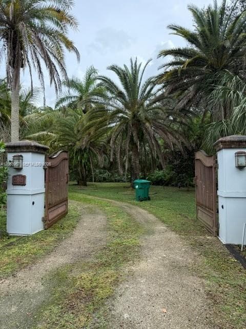 23805 SW 142nd Ave photo 6