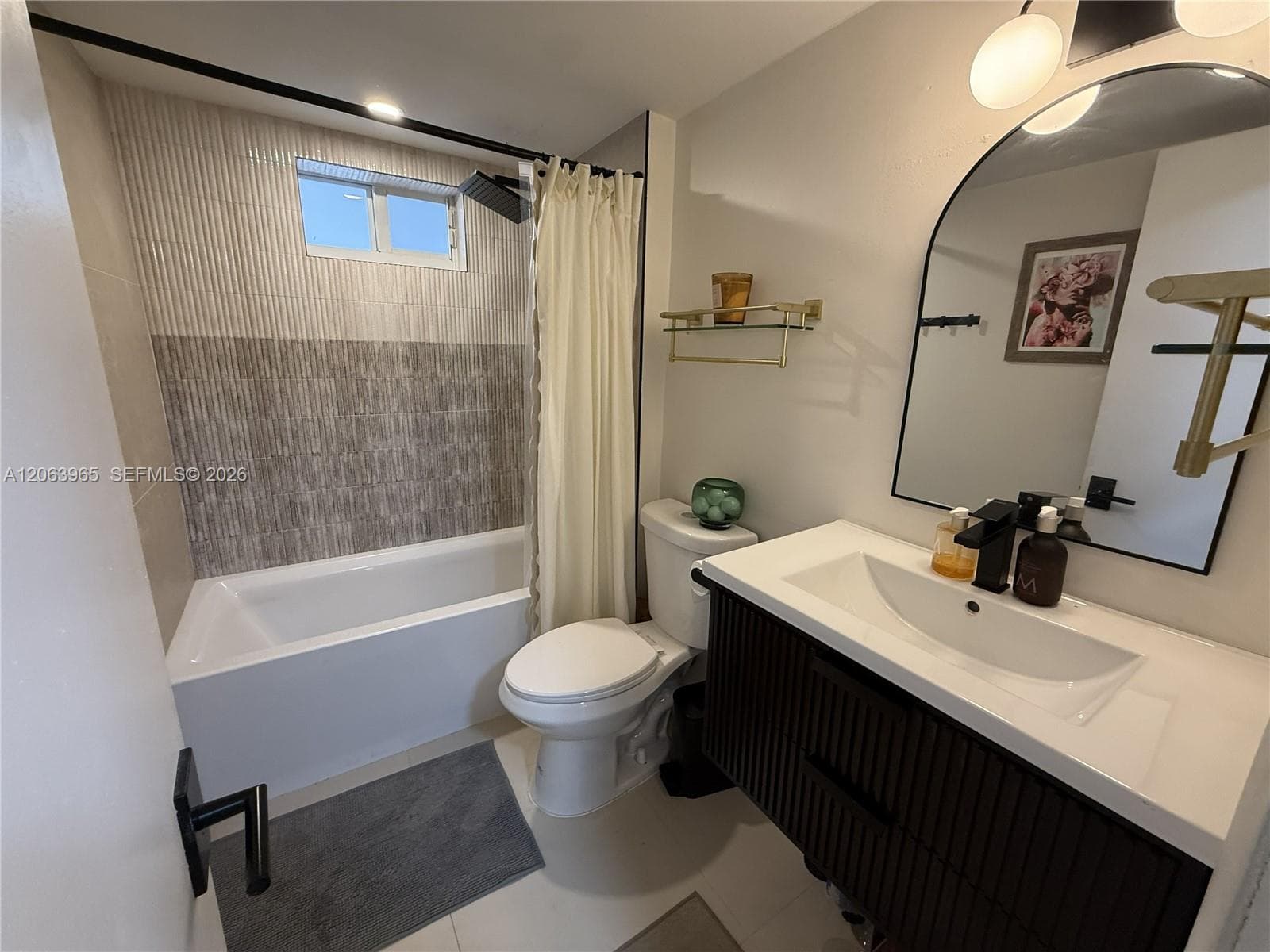 West Bay Gardens Condo · #305 in Miami Beach - Photo 16