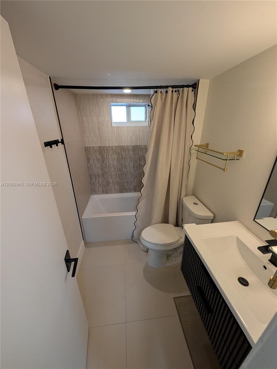 West Bay Gardens Condo · #305 in Miami Beach - Photo 18