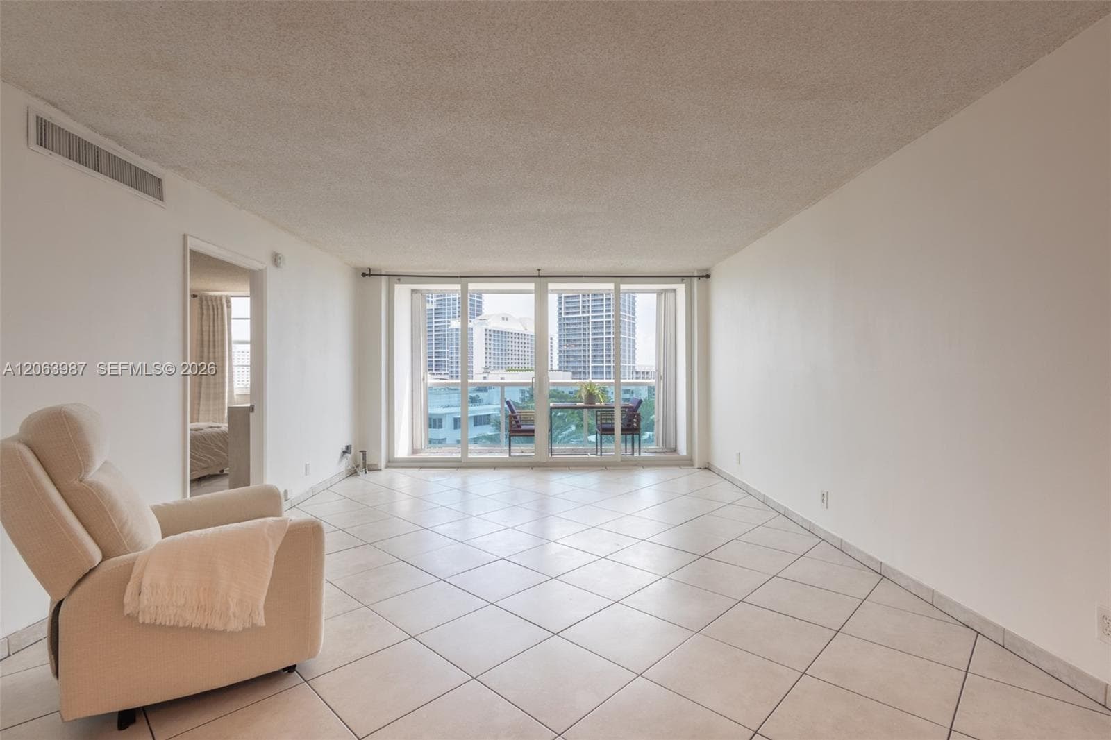 AQUASOL CONDO · #7B in Miami Beach - Photo 2