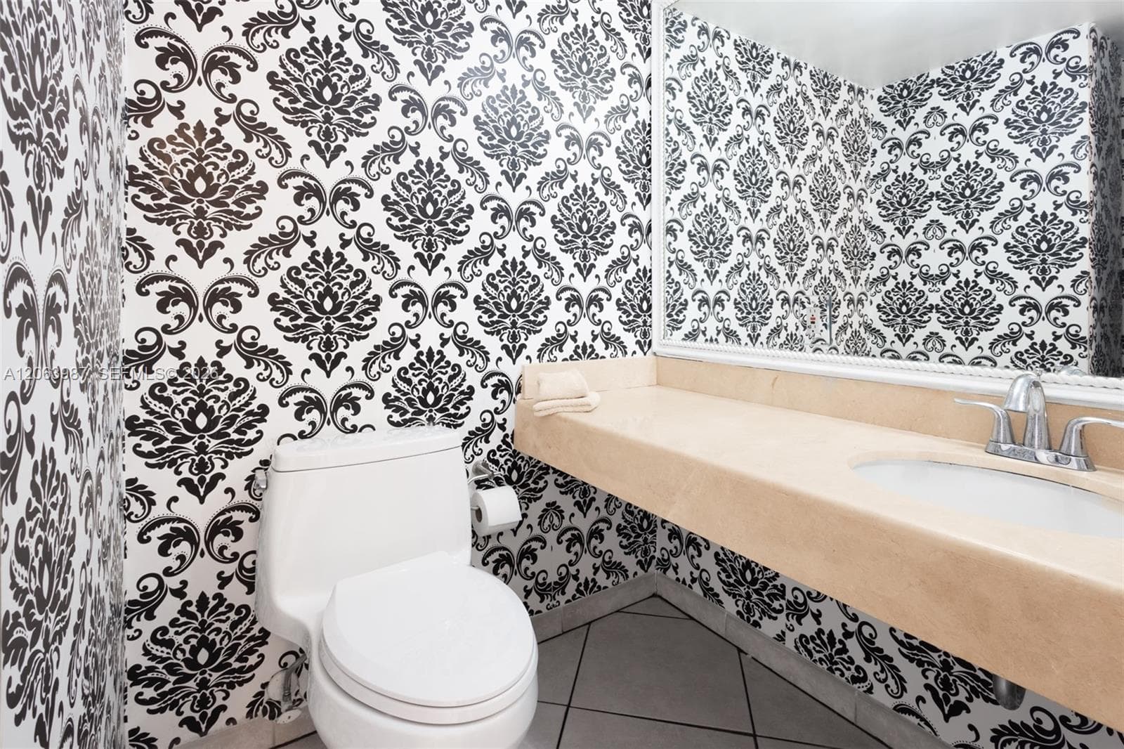 AQUASOL CONDO · #7B in Miami Beach - Photo 28