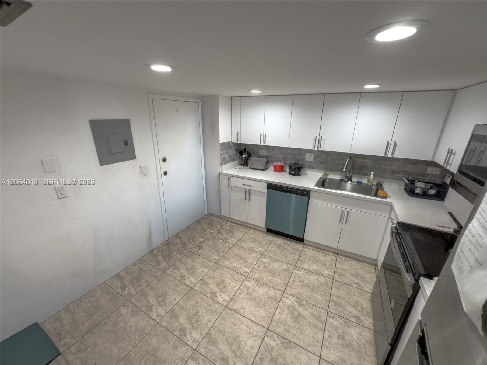 WINSTON TOWERS · #808 in Sunny Isles Beach - Photo 6