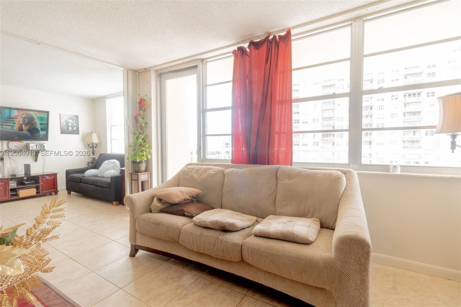 WINSTON TOWERS · #808 in Sunny Isles Beach - Photo 19