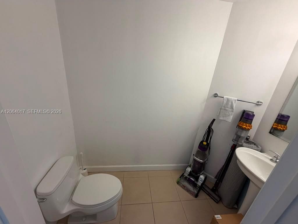 Ocean Marine Yacht Club · #2212 in Hallandale Beach - Photo 14